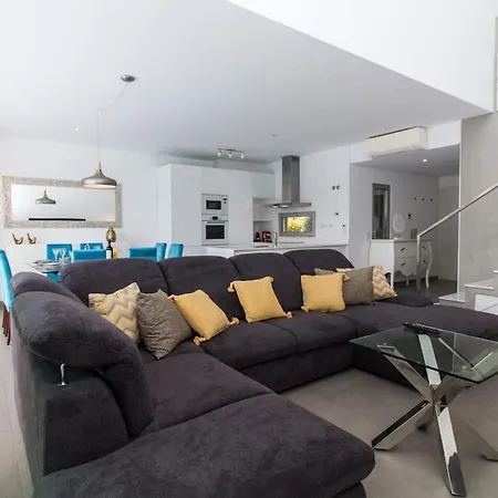 Villa Harmony 4i House By Ici
